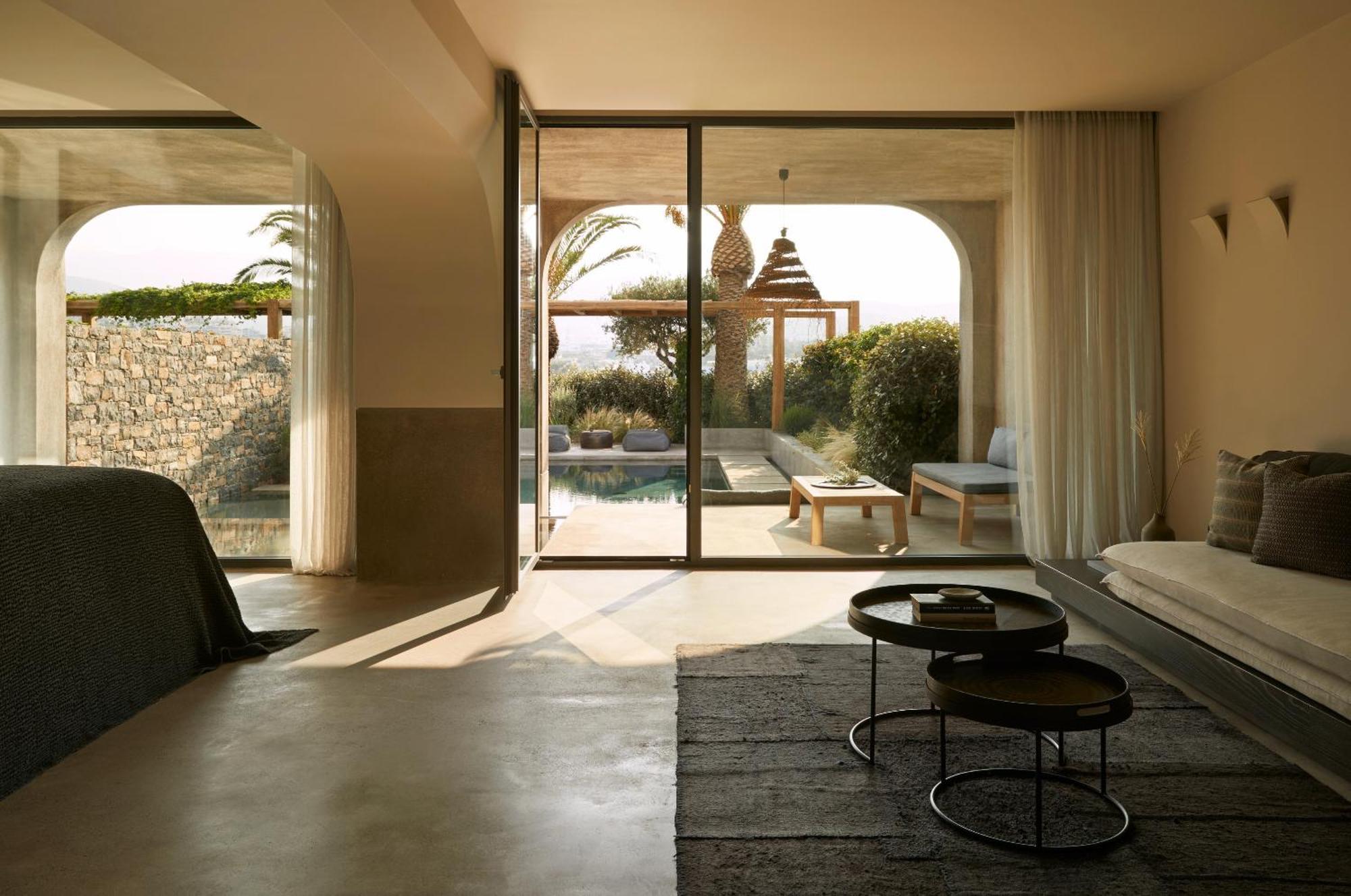 Minos Palace Resort - Adults Only Agios Nikolaos  Bagian luar foto Suite at the hotel