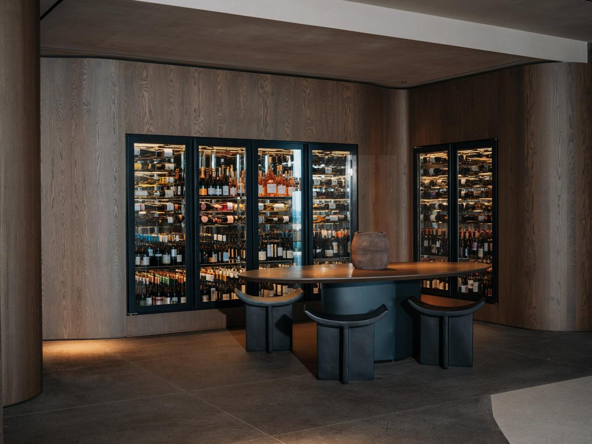 Minos Palace Resort - Adults Only Agios Nikolaos  Bagian luar foto The wine bar at the restaurant