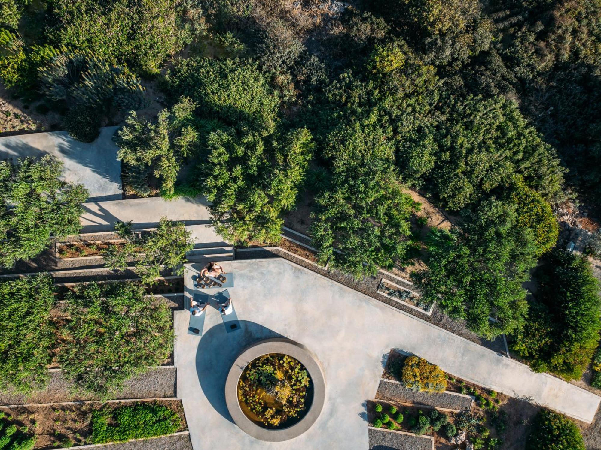 Minos Palace Resort - Adults Only Agios Nikolaos  Bagian luar foto Aerial view of the memorial