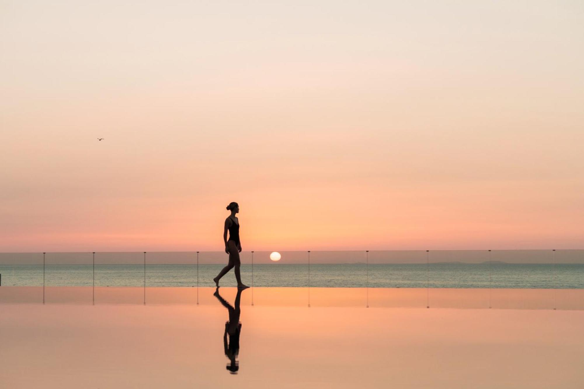 Minos Palace Resort - Adults Only Agios Nikolaos  Bagian luar foto Sunset at the Dead Sea